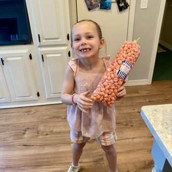 What's Poppin Popcorn - She's loving her popcorn surprise! - Popcorn Shops Near Me - Katy, Texas What's Poppin Popcorn - She's loving her popcorn surprise! - Popcorn Shops Near Me - Katy, Texas