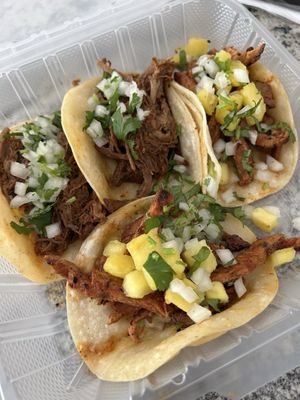 Javi's Tacos by null