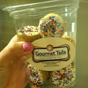 Petco - Mini doggy donuts! - Pet Training Near Me - Beaumont, California