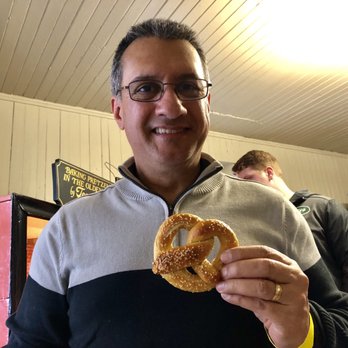 Julius Sturgis Pretzel Bakery - Great fresh pretzels - Bakeries Near Me - Lititz, Pennsylvania Julius Sturgis Pretzel Bakery - Great fresh pretzels - Bakeries Near Me - Lititz, Pennsylvania