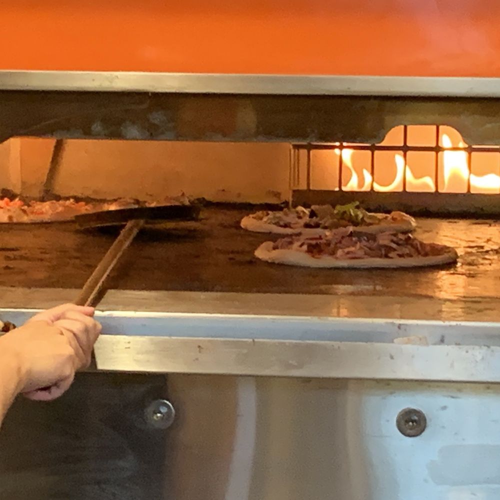 Blaze Pizza - 3 minutes in the oven is all it takes - Pizza Near Me - Fresh Meadows, New York Blaze Pizza - 3 minutes in the oven is all it takes - Pizza Near Me - Fresh Meadows, New York