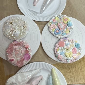 Fluffe Studio - Compact mirror decoden craft - Photography Stores & Services Near Me - Pasadena, California