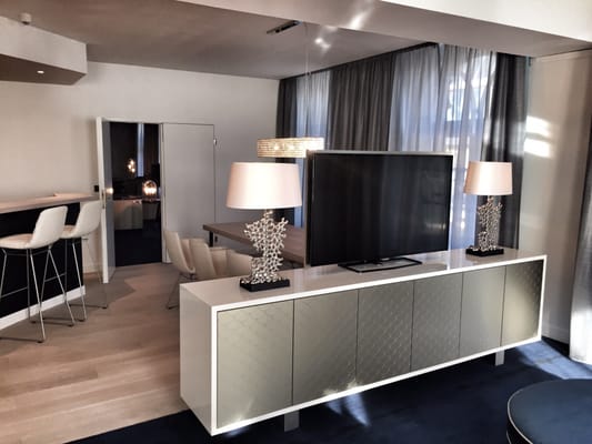 Renaissance Hamburg Hotel by null