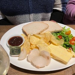 The Carclaze - Plowman's lunch