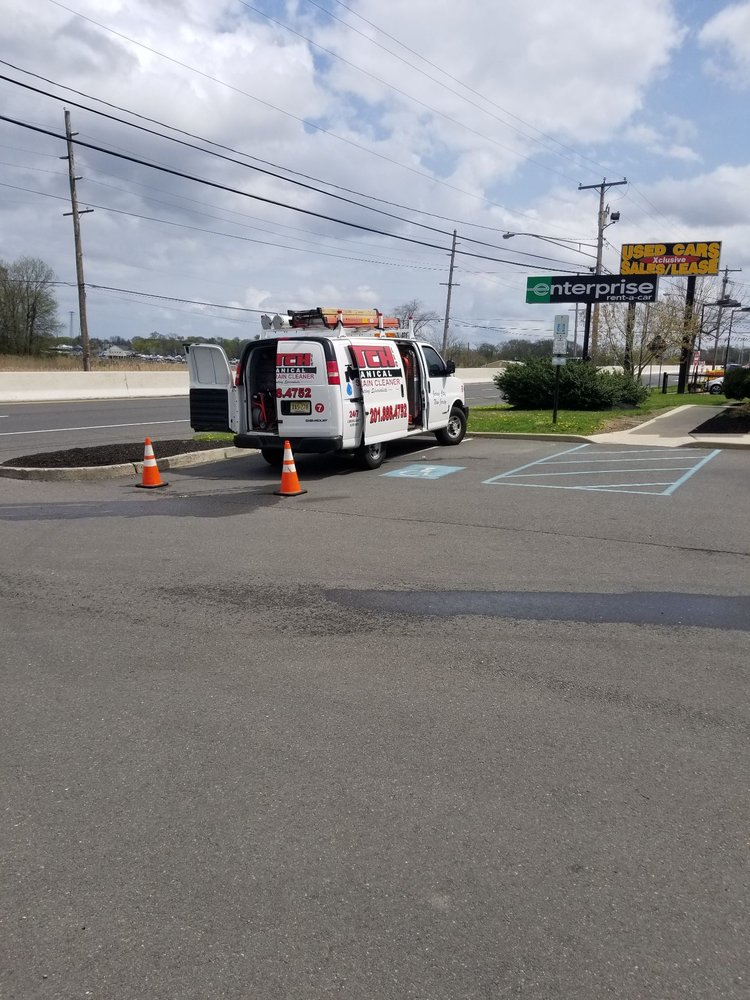 Slide of Hutch Mechanical Sewer & Drain Cleaning