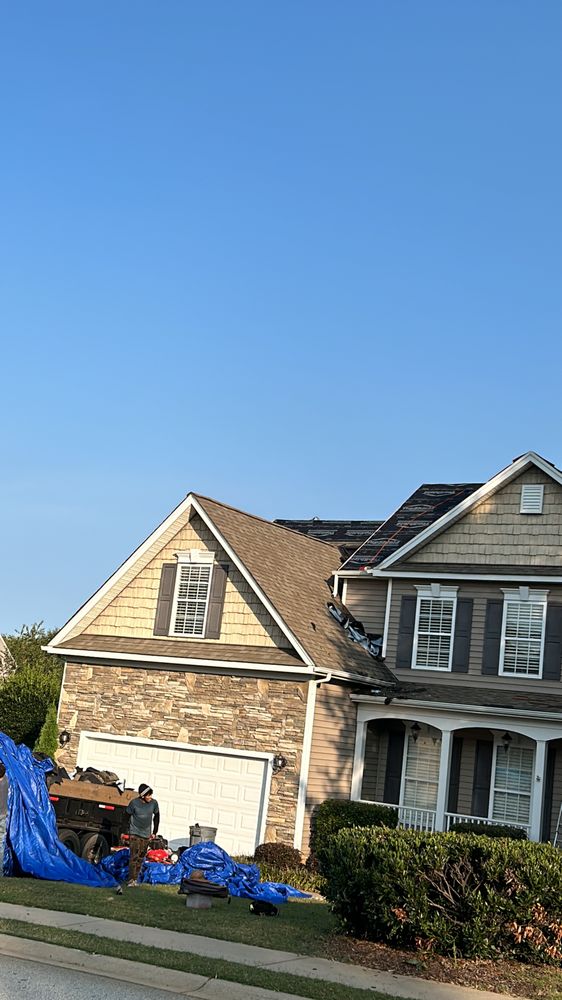 Slide of Funez Roofim