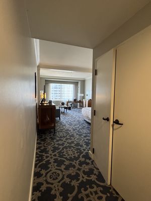 Loews New Orleans Hotel by null