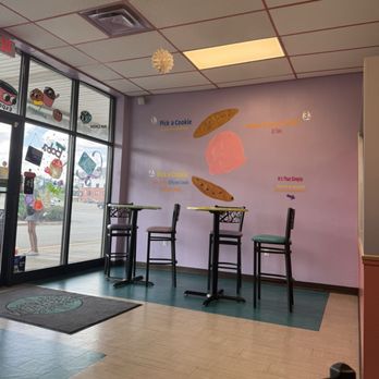 Cookie Cookie Ice Cream - Coffee & Tea Near Me - McKees Rocks, Pennsylvania