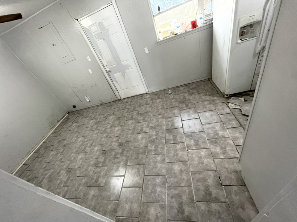 Slide of Shorty's Construction