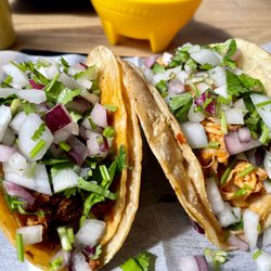 Don Taco & Ice Cream Land - Tacos, chorizo and tinga.