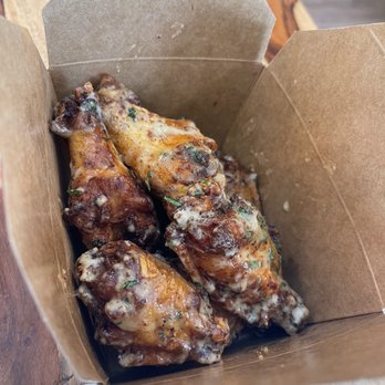 My Mama's Kitchen - Award Winning Wings - Barbeque Near Me - Norfolk, Virginia