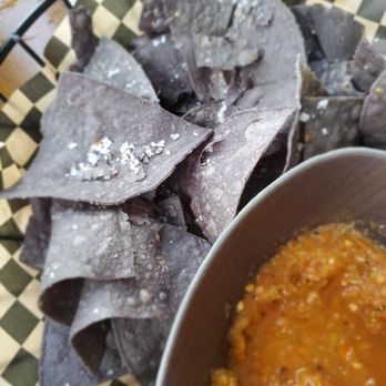 Bosque North - Note "Kosher"-style salt on chips. If they had salted them when they came out of the fryer... - Breweries Near Me - Bernalillo, New Mexico