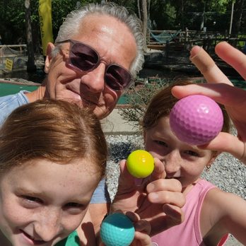Saxon Woods Mini Golf Course - My Grandkids love trying to beat Grandpa at mini golf - Mini Golf Near Me - White Plains, New York Saxon Woods Mini Golf Course - My Grandkids love trying to beat Grandpa at mini golf - Mini Golf Near Me - White Plains, New York