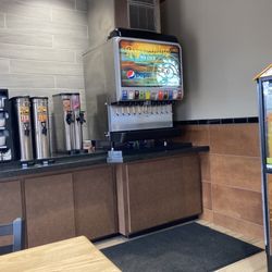 Golden Chick - Drink machines
