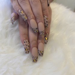 LovelyPetite Nails - Acrylic Matte Cheetah w/ foils