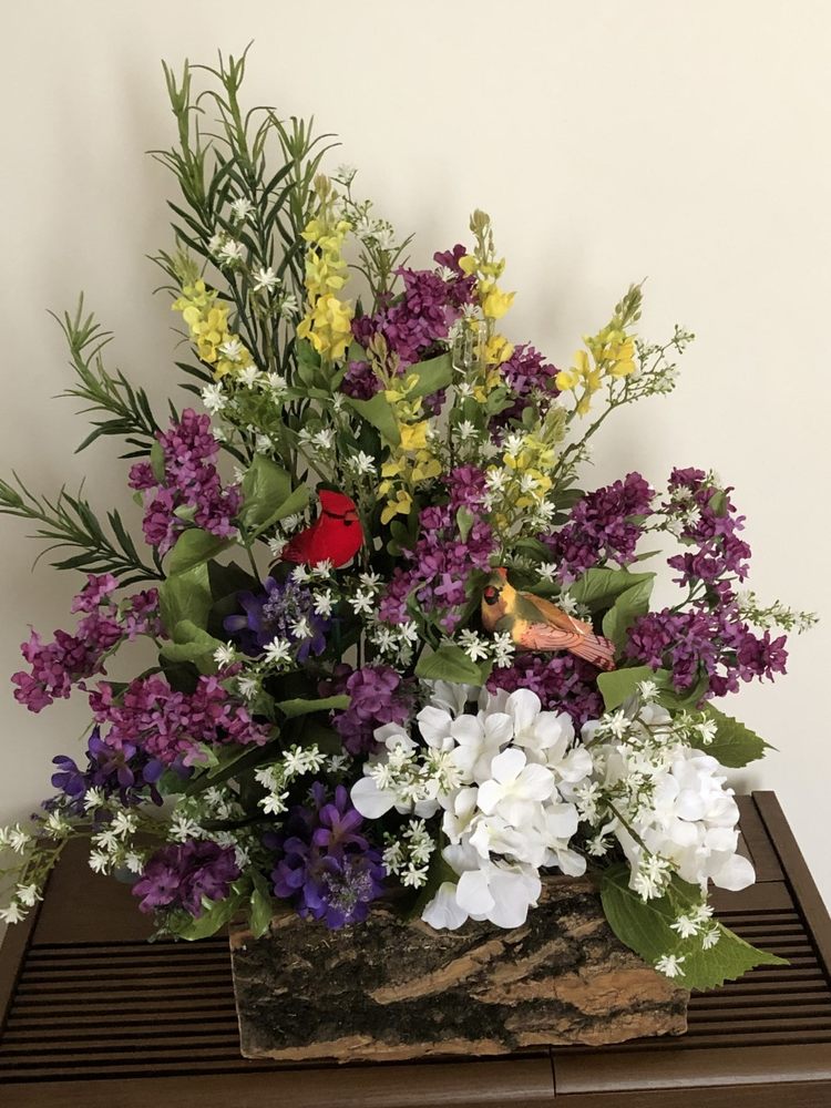 GORHAM HOUSE FLORIST Updated October 2024 10 Exchange St, Gorham