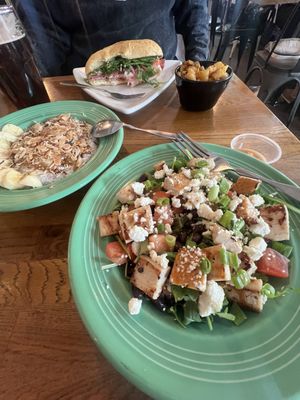 Good Neighbors Meeting House by null