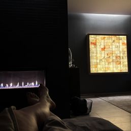 Deep relaxation room