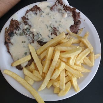 Osky's - Plato del día, con guarnición y salsa, bebida y postre a elección $105 - Gastropubs Near Me - Buenos Aires, C Osky's - Plato del día, con guarnición y salsa, bebida y postre a elección $105 - Gastropubs Near Me - Buenos Aires, C