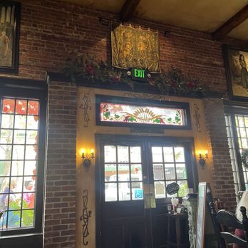 The Dancing Fox Winery & Brewery - Entryway - Wineries Near Me - Lodi, California The Dancing Fox Winery & Brewery - Entryway - Wineries Near Me - Lodi, California