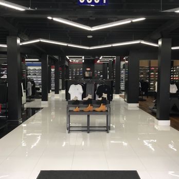 Shoe Palace - Shoe Stores Near Me - Huntington Park, California Shoe Palace - Shoe Stores Near Me - Huntington Park, California