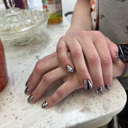 Linway Nails and Spa