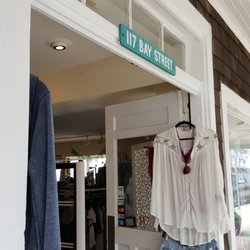 Rochelle's Boutique of Watch Hill - Entrance