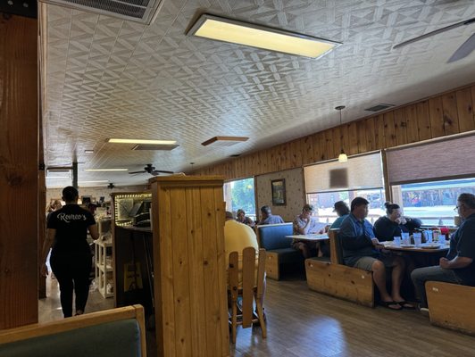 Romeo's Cafe by null