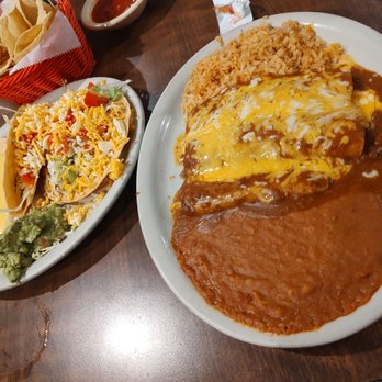 El Burrito - Mexican Near Me - Liberty, Texas