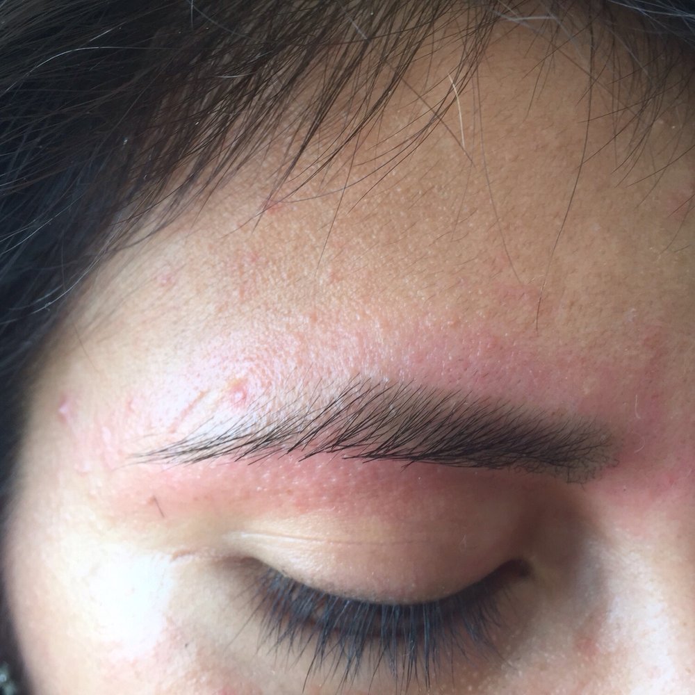 Crescent Nails - Most unprofessional, lacking capabilities to do a good professional eyebrow waxing. - Nail Salons Near Me - Oxnard, California