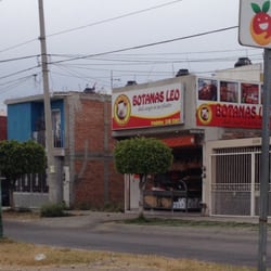 Botanas Leo