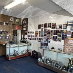 Bach's Trophy Supply