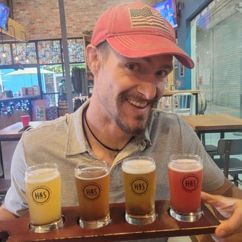 Hop and Sting Brewing Company - Flight time. - Breweries Near Me - Grapevine, Texas