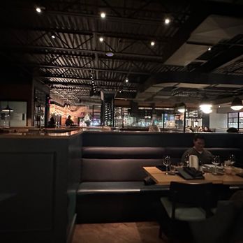 Milestones - Milestone inside - Comfort Food Near Me - Mississauga, Ontario Milestones - Milestone inside - Comfort Food Near Me - Mississauga, Ontario