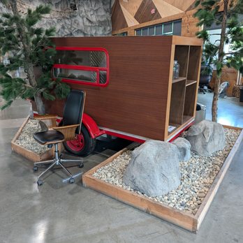 La Mesa RV - Foyer - RV Dealers Near Me - West Sacramento, California La Mesa RV - Foyer - RV Dealers Near Me - West Sacramento, California