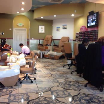 Lee Nails & Spa - The great massage chairs! - Nail Salons Near Me - Munster, Indiana