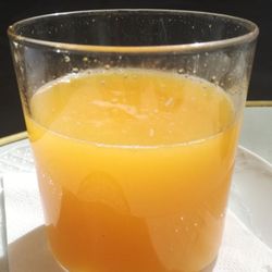 Cafeteria-Pasteleria Chamara - Orangensaft (2€)