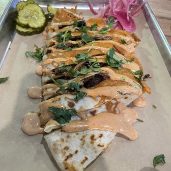 Smoke & Fire Social Eatery - Brisket Quesadilla - Comfort Food Near Me - Paramount, California