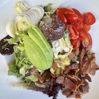MoMo's - Cobb Salad - New American Near Me - San Francisco, California