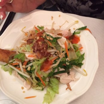 Foyer Mon Vietnam - Chicken salad - Vietnamese Near Me - Paris, 75 Foyer Mon Vietnam - Chicken salad - Vietnamese Near Me - Paris, 75