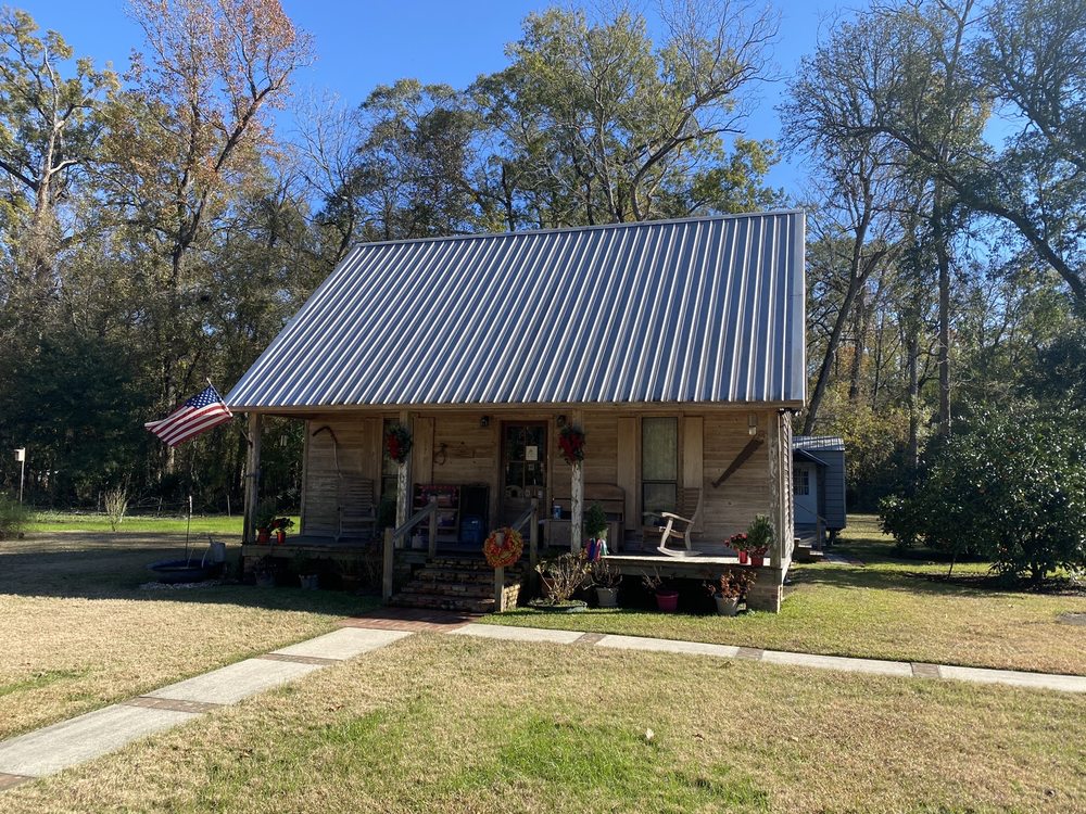 COTTAGE CREATIONS AND QUILTS Updated October 2024 7222 Bayou Paul