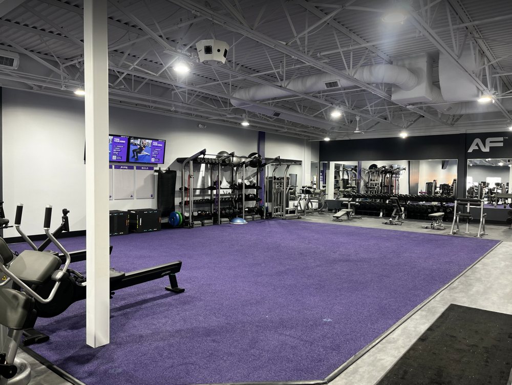 ANYTIME FITNESS Updated May 2024 Request Information 16 Photos