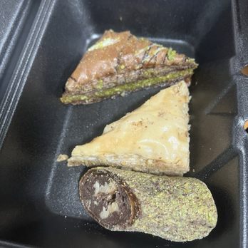 Medjool Cafe - Baklava, Dubai chocolate baklava, Turkish delight - Coffee & Tea Near Me - Phoenix, Arizona