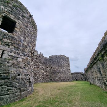 Beaumaris Castle - Castles Near Me - Beaumaris, AGY