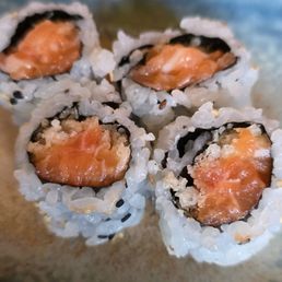 Spicy Salmon Roll
