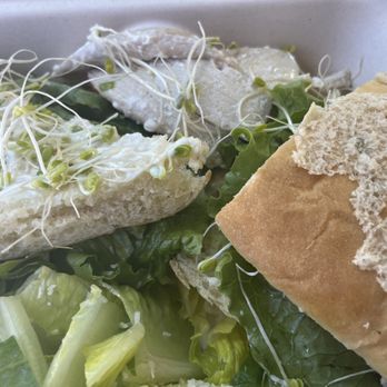 Makawao Garden Cafe - Mahi sandwich - Sandwiches Near Me - Makawao, Hawaii