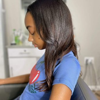 Tamed By Tella - We installed 1 row of micro link extensions to add a pop of color - Hair Stylists Near Me - Montclair, New Jersey