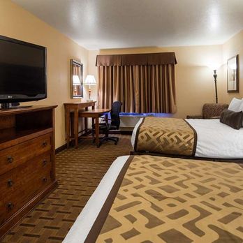 Best Western Plus Meridian - Two Queen Guest Room - Hotels Near Me - Meridian, Idaho Best Western Plus Meridian - Two Queen Guest Room - Hotels Near Me - Meridian, Idaho