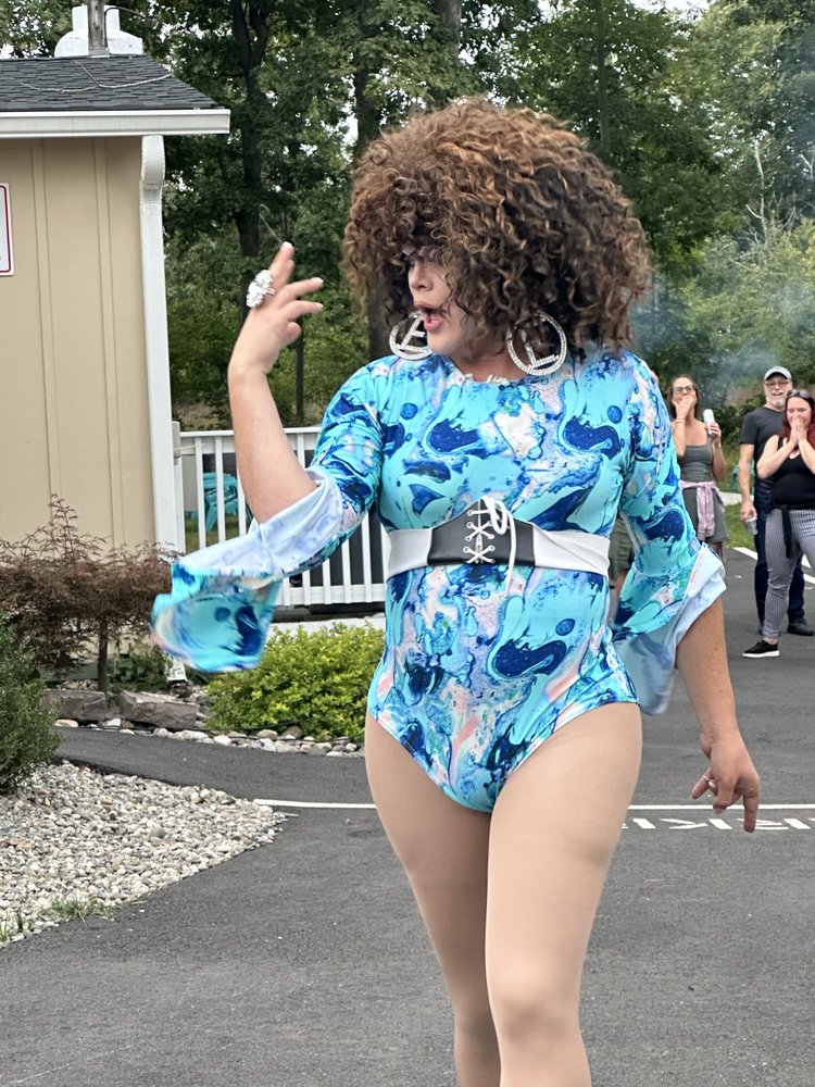 THE CUB ROOM Updated October 2024 18 Photos 400 W Bridge St, New