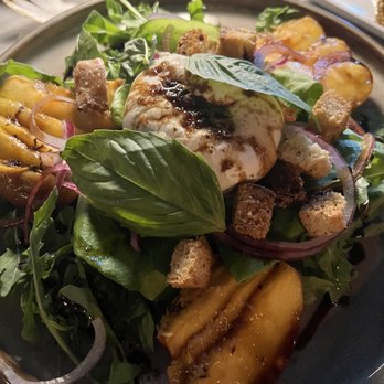 Bridges & Bourbon - Peach burrata salad - New American Near Me - Pittsburgh, Pennsylvania Bridges & Bourbon - Peach burrata salad - New American Near Me - Pittsburgh, Pennsylvania